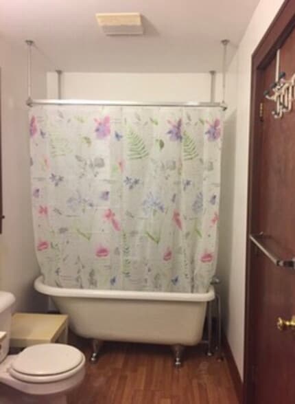 First floor bathroom - 425 E Crain Ave