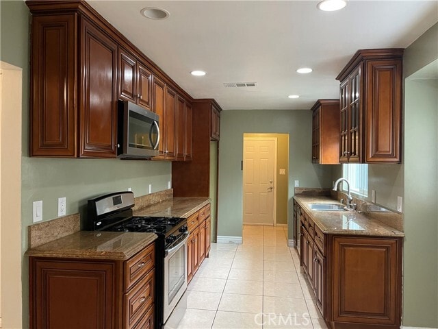 Building Photo - 14473 San Ardo Dr