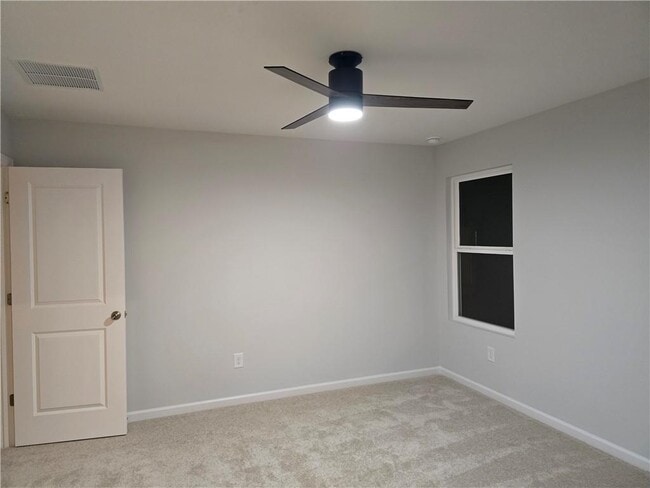 Building Photo - 3085 Cambridge Ml St