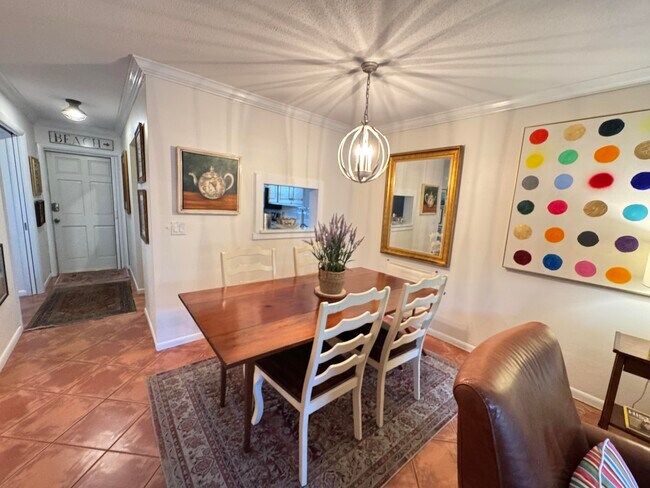 Building Photo - 5505 N Ocean Blvd