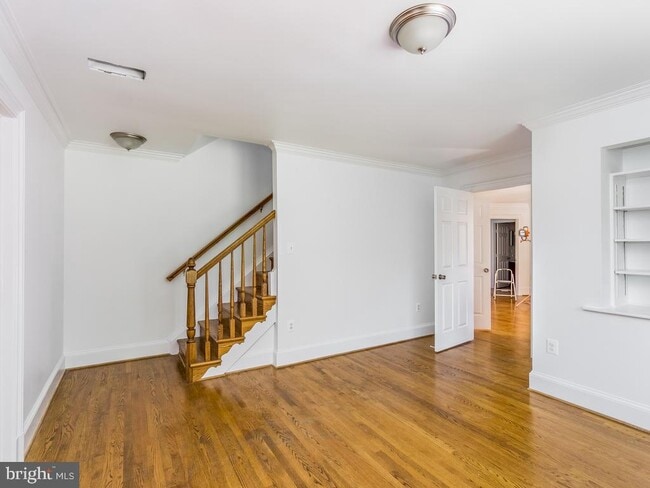 Building Photo - 8951 Brook Rd