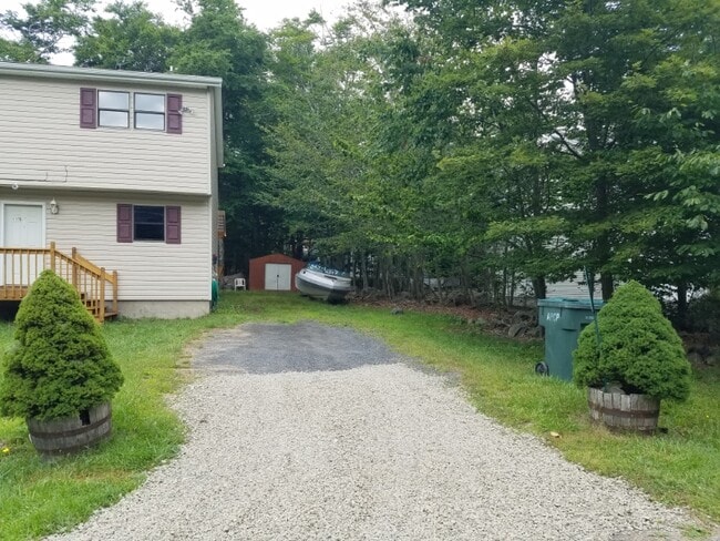 Building Photo - 1546 Black Birch Way