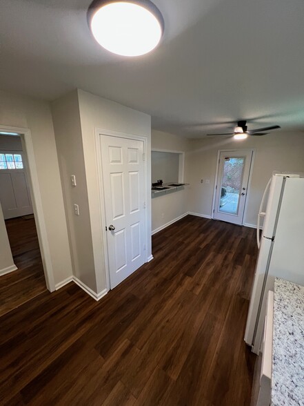 Building Photo - 763 San Fernando Dr