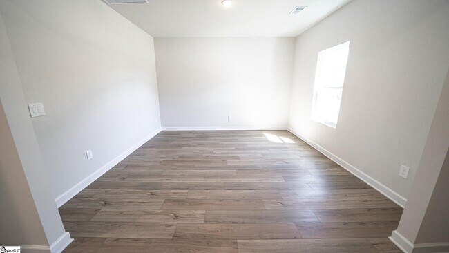 Building Photo - 1029 Killian St