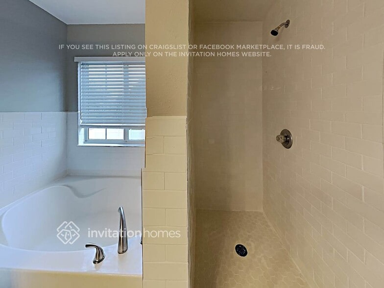 Building Photo - 2118 Hunters Greene Dr