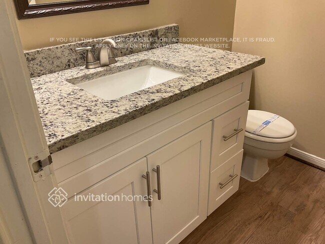 Building Photo - 16711 Shrub Oak Dr