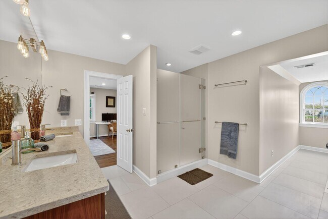 Building Photo - 5115 Cape Cod Ct