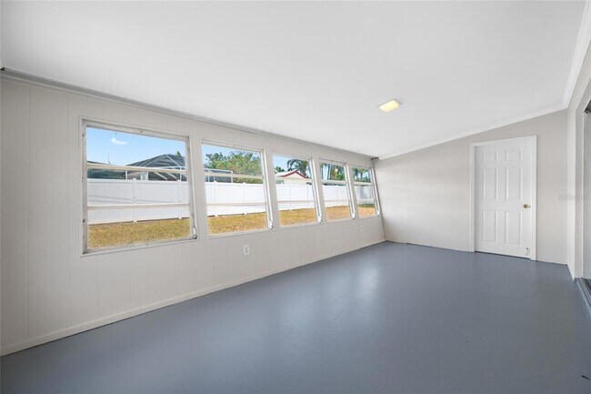 Building Photo - 5056 42nd St S