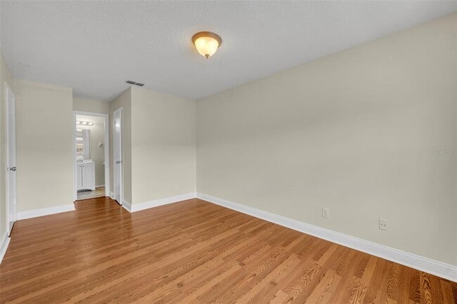 Building Photo - 4124 Pershing Pointe Pl