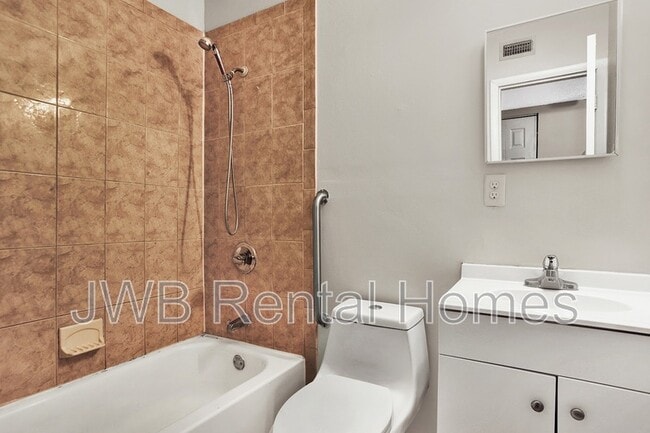 Building Photo - 9613 Priory Ave