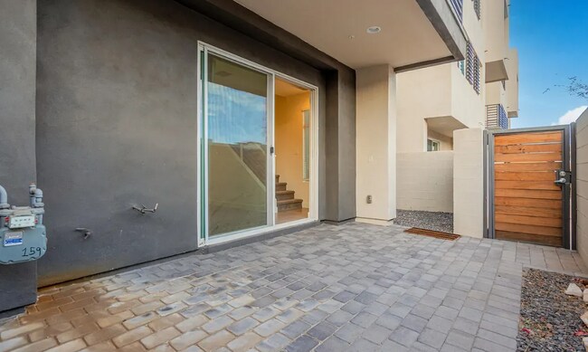 Building Photo - 6850 E McDowell Rd