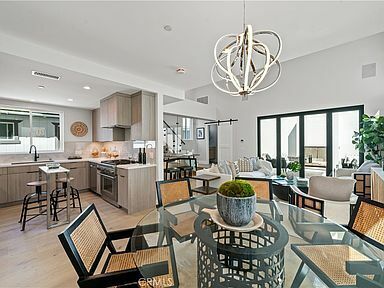 Building Photo - 603 Iris Ave