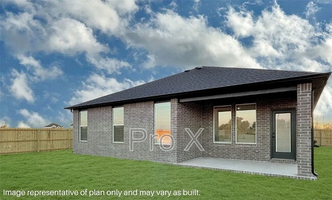Building Photo - 2431 Longfellow Dr