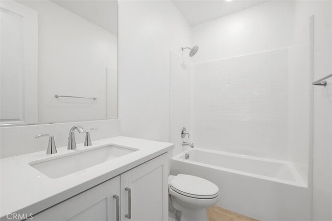 Building Photo - 125 Seep
