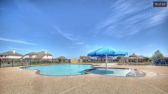 Building Photo - 469 Pollyann Trl