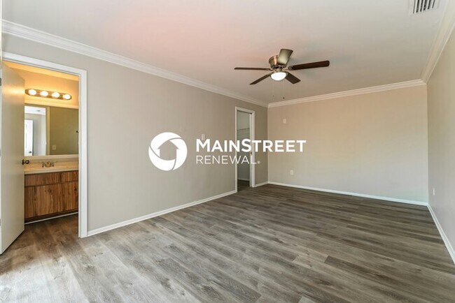 Building Photo - 3 Bedroom Pet-Friendly Home in CAPE CORAL,...