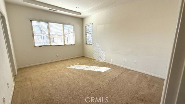 Building Photo - 64 Sedgewick