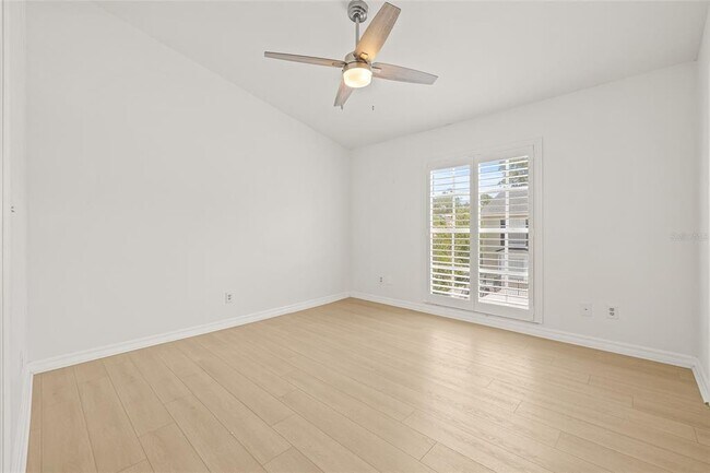 Building Photo - 609 S Glen Ave