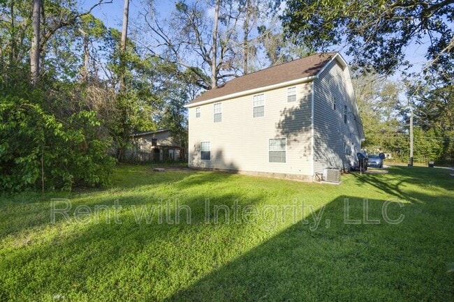 Building Photo - 1920 Trimble Rd