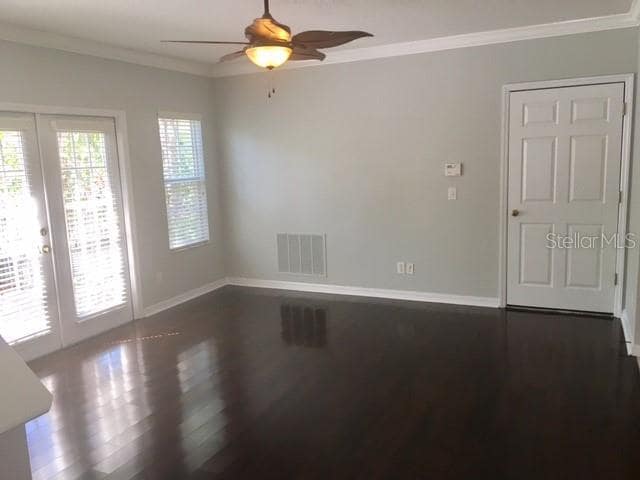 Building Photo - 1115 Oak Pond Dr