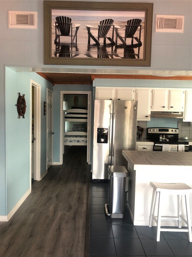 Building Photo - 4308 Spanish Main