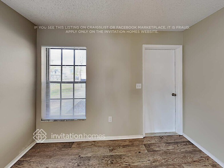 Building Photo - 1448 Marigold Dr