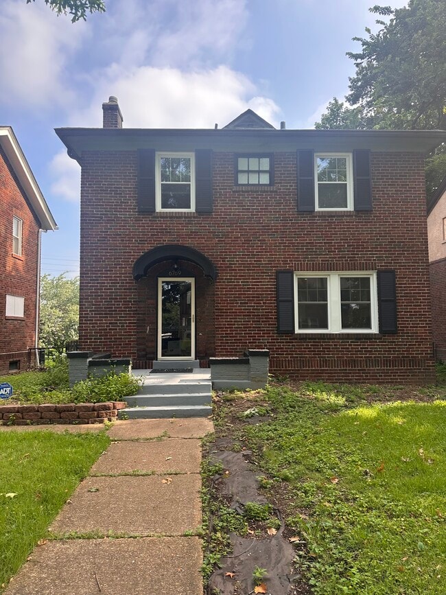 Building Photo - 6769 Chamberlain Ave