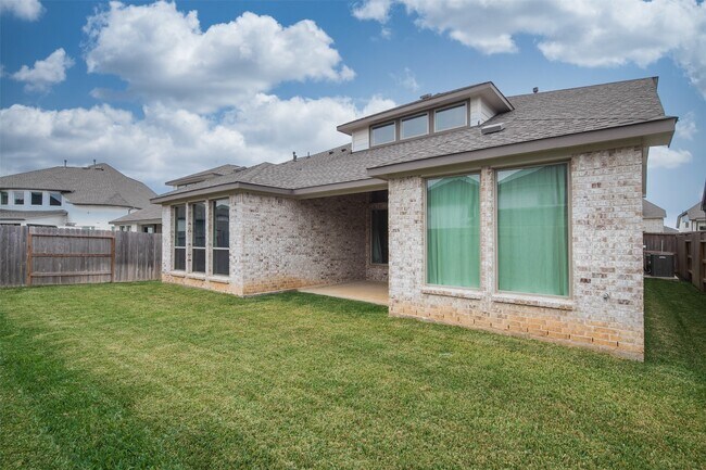 Building Photo - 3125 Stingray Cv Dr