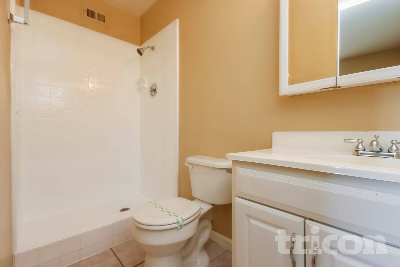 Building Photo - 3202 W Wood Dr