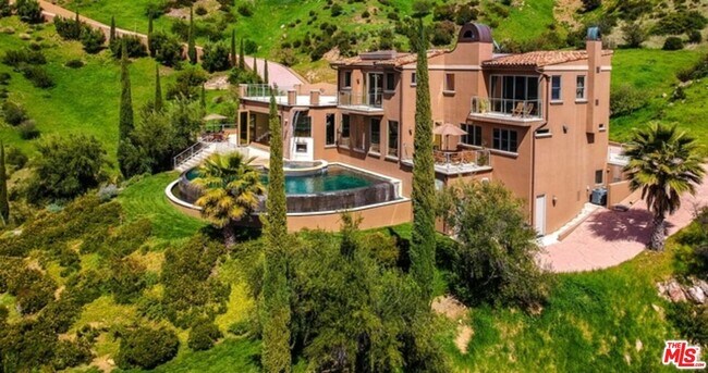 Building Photo - 723 Latigo Canyon Rd