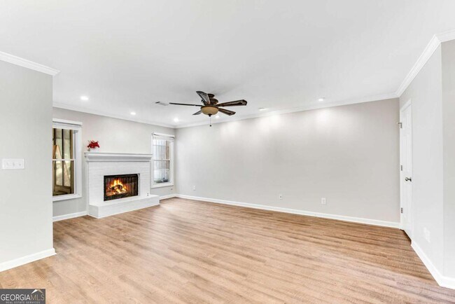 Building Photo - 1420 Old Virginia Ct SE