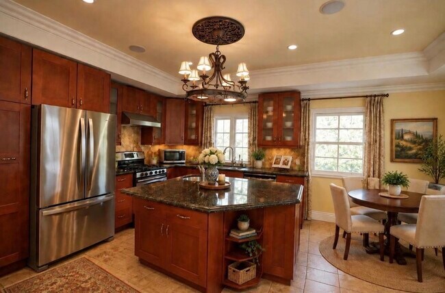 Kitchen - 2340 Brigden Rd