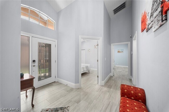 Building Photo - 159 Lady Palm Dr