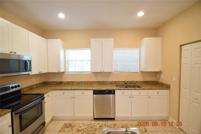Building Photo - 4525 Bay Spring Ct
