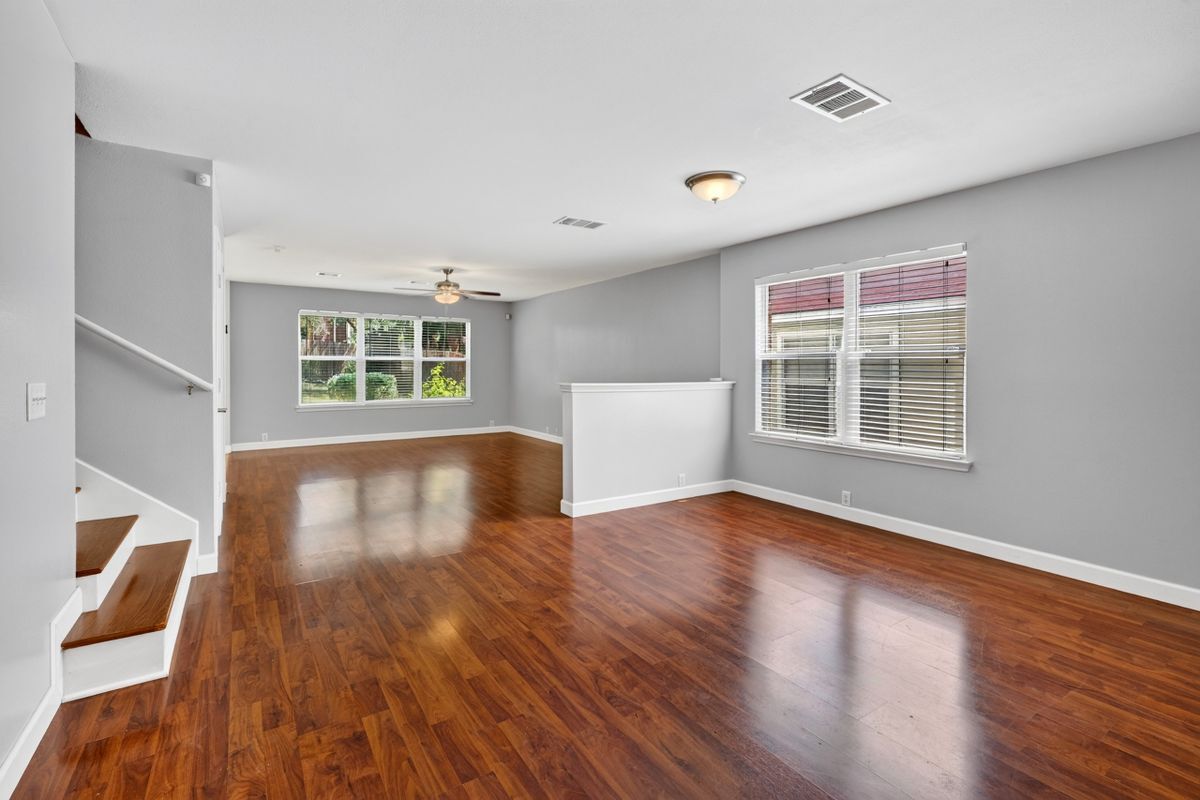 Building Photo - 7711 Parkwood Way