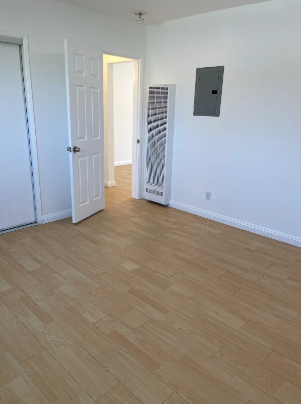 Building Photo - 3433 Madera Ave