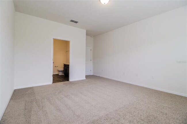 Building Photo - 3022 Neverland Dr