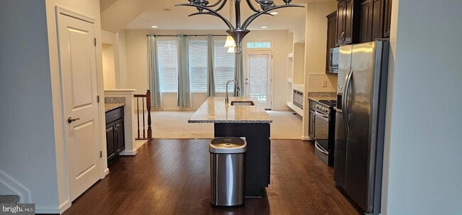 Building Photo - 156 Ironwood Ct