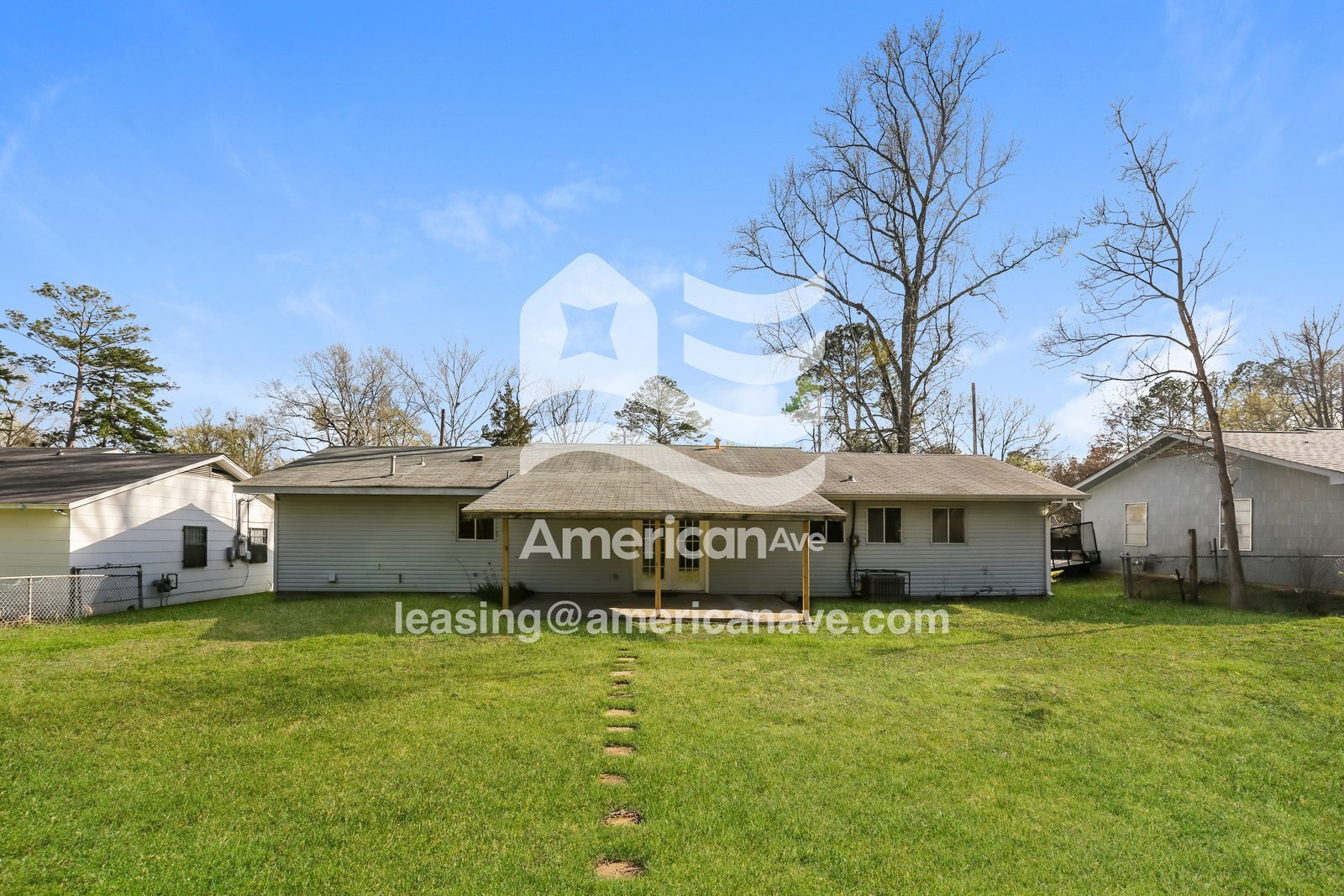 Building Photo - 1344 Dorgan St