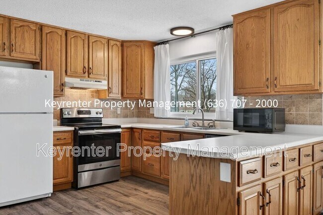 Building Photo - 1476 Shadow Wood Dr