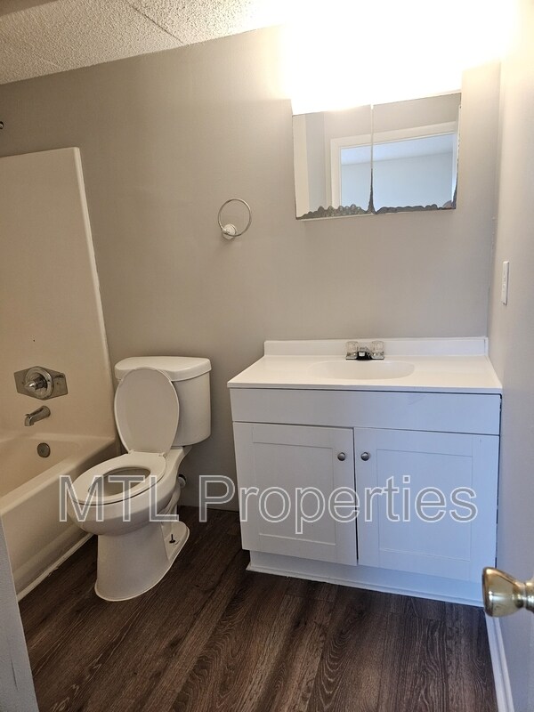 Building Photo - 1684 Eagles Pl