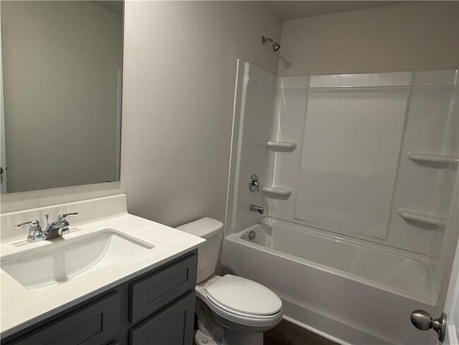 Building Photo - 79 Holland Cv