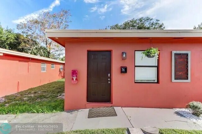 Primary Photo - 74 NE 5th St
