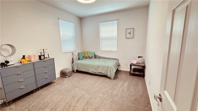Building Photo - 623 Sedum Ave.