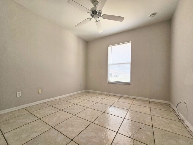 Building Photo - Charming 3-Bedroom, 2-Bath Home in Conveni...