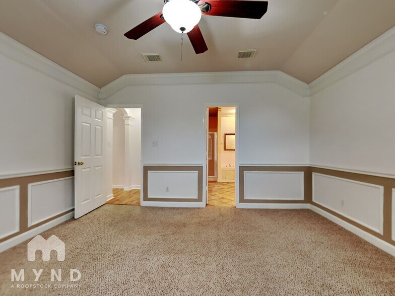 Building Photo - 23831 Norton House Ln