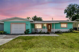 Building Photo - 11250 108th Ln