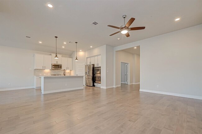 Building Photo - 11943 Bazley Knoll Dr