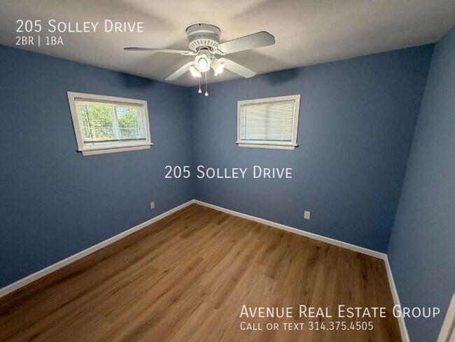 Building Photo - 205 Solley Dr