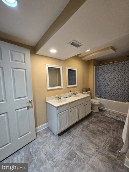 Building Photo - 9148 Paulyn Dr